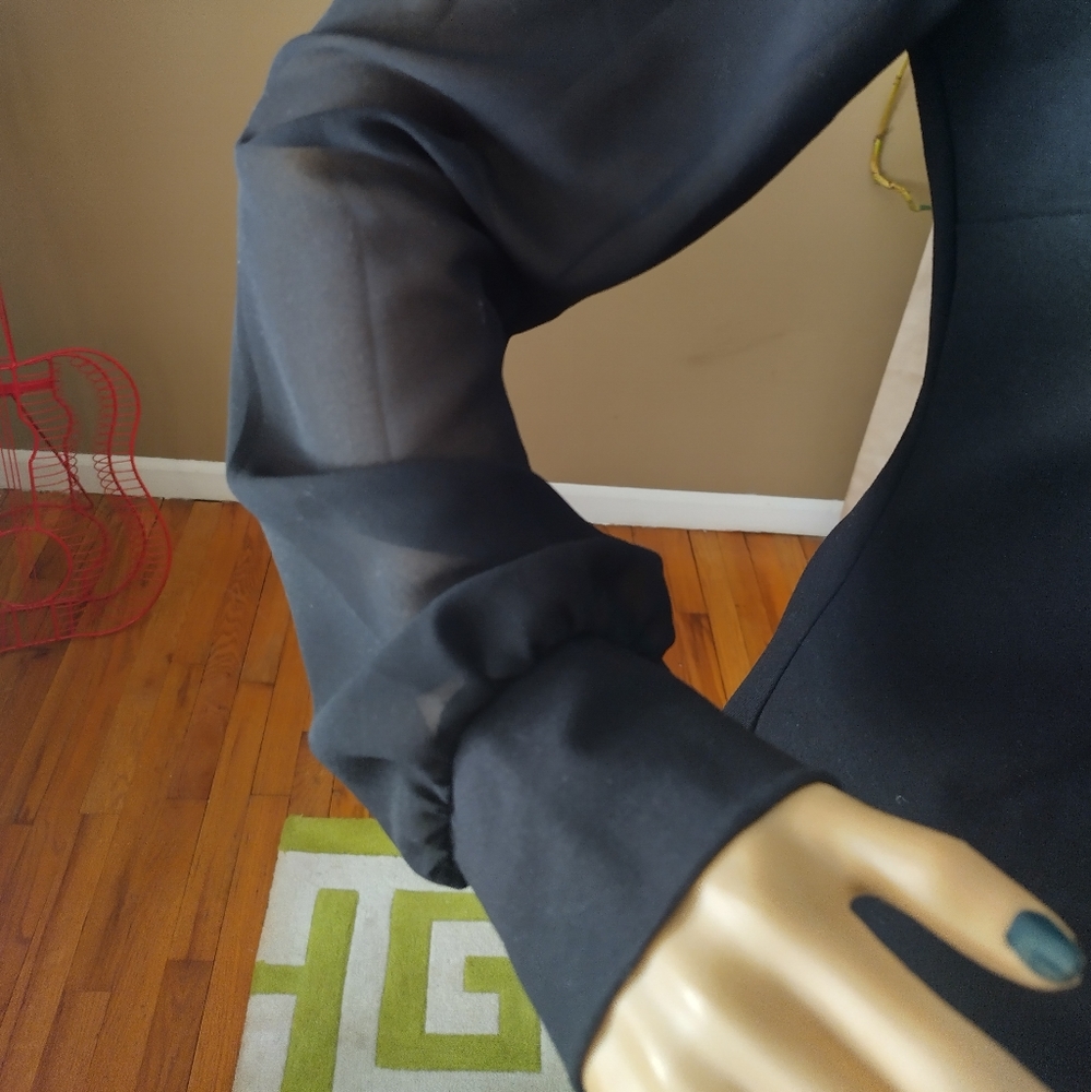 Dress - Picture 3 of 3